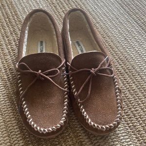 Men’s Minnetonka Moccasins, Size 13